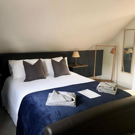 Oakworth Lodge - New Self Contained Studio 히스필드 외부 사진