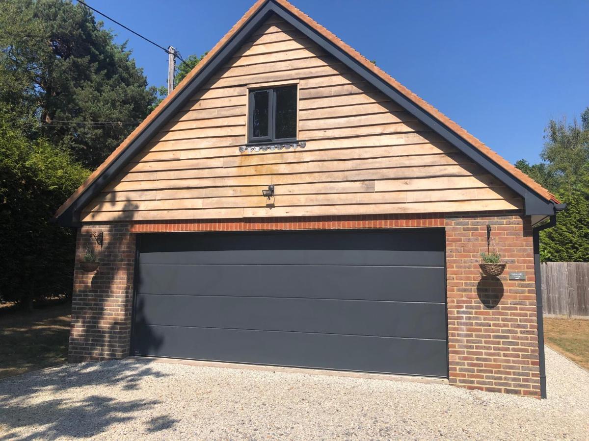 Oakworth Lodge - New Self Contained Studio 히스필드 외부 사진